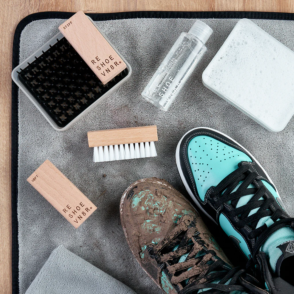 ESSENTIAL SHOE CLEANING KIT - Image 8