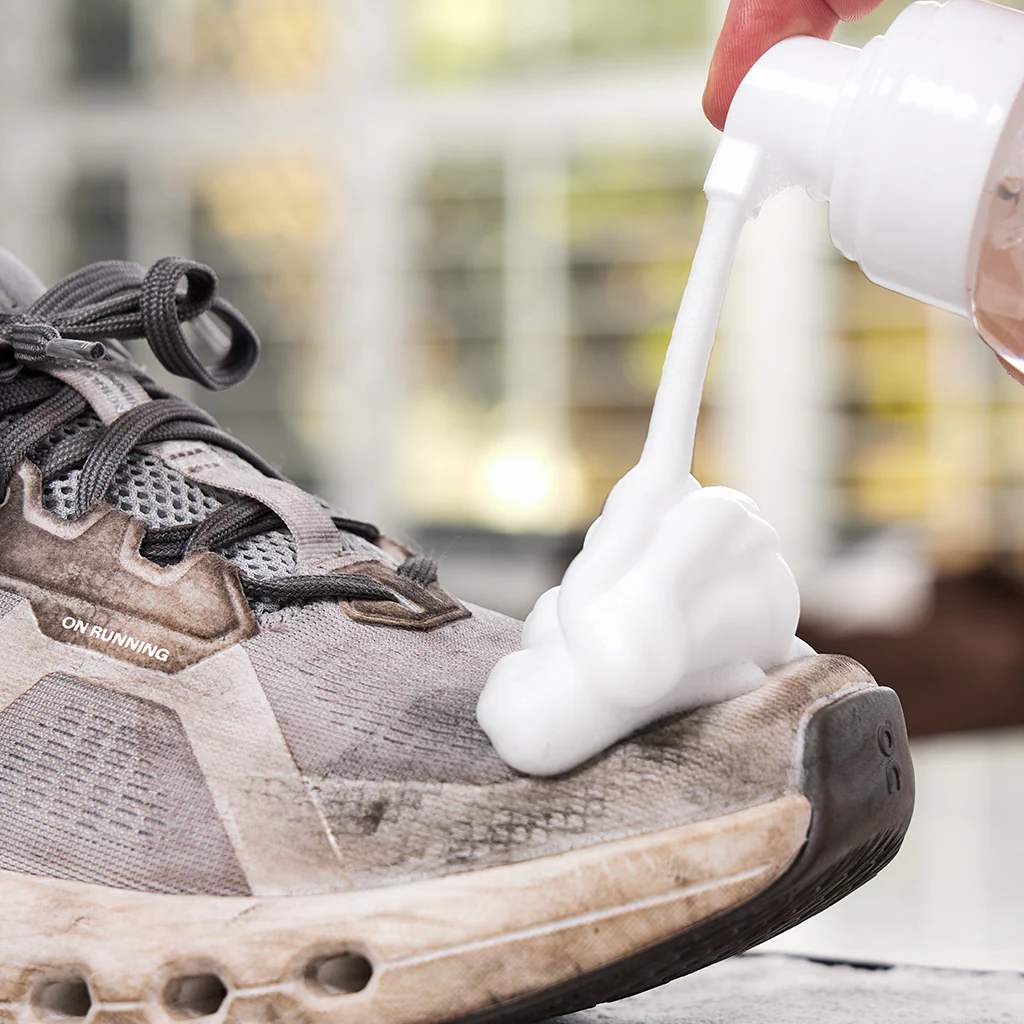 OXICLEAN SNEAKER + HAT FOAM CLEANING KIT - Image 7